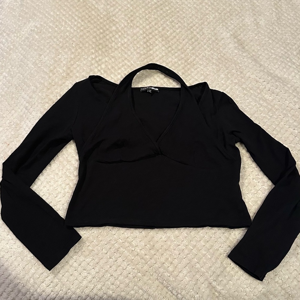 Black Long Sleeve Crop Top